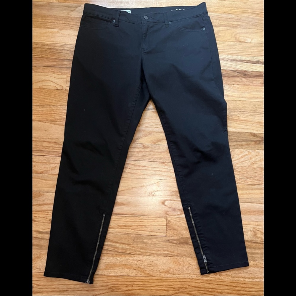 GAP BLACK JEANS 1969 32/14 jegging jean